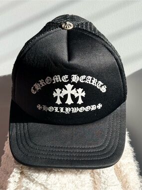 New Vintage Y2K Chrome Hearts Black Trucker Hat with White Gothic Logo w serial#